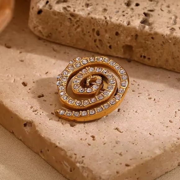Gold Spiral Brooch with Crystals - Picture 3 of 12